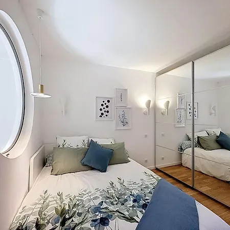 2 Min De La - Bourgeois Climatise A * Cannes